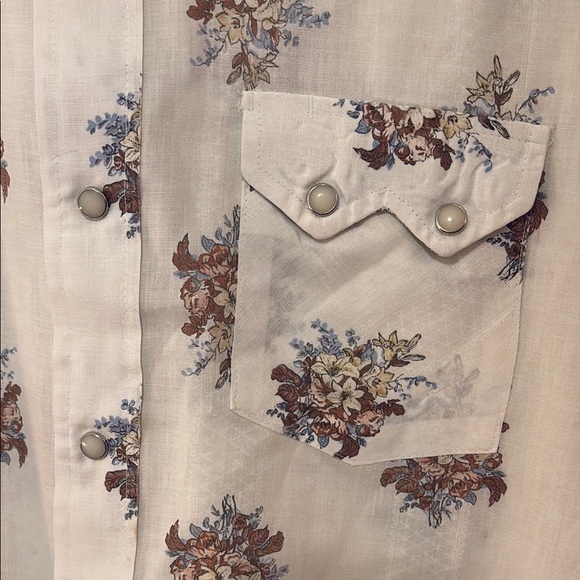 Off White Vintage Rustic Floral Print Western Shirt - Picture 4 of 15